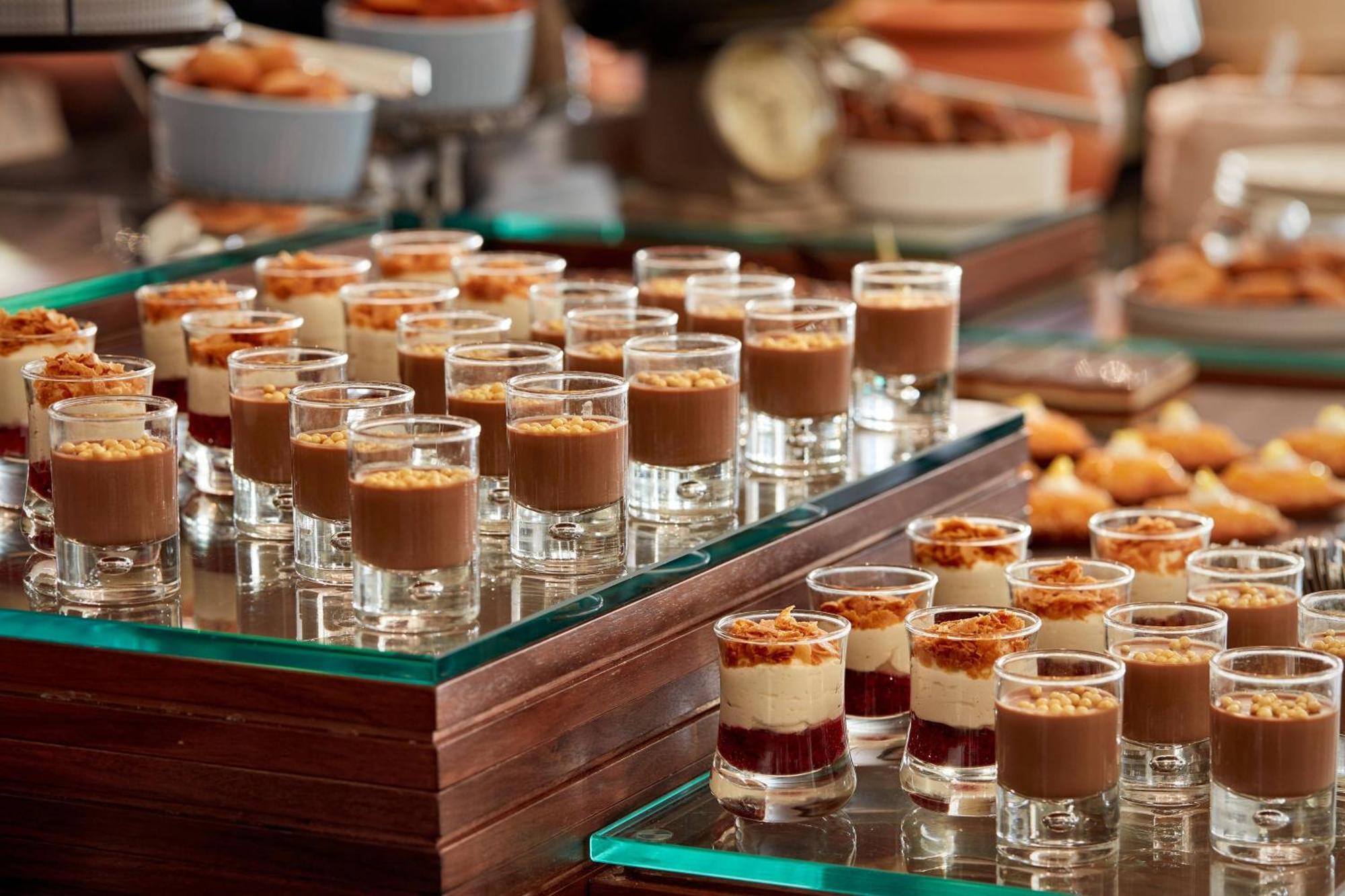Paragraph Resort & Spa Shekvetili, Autograph Collection Eksteriør bilde Chocolate dessert
