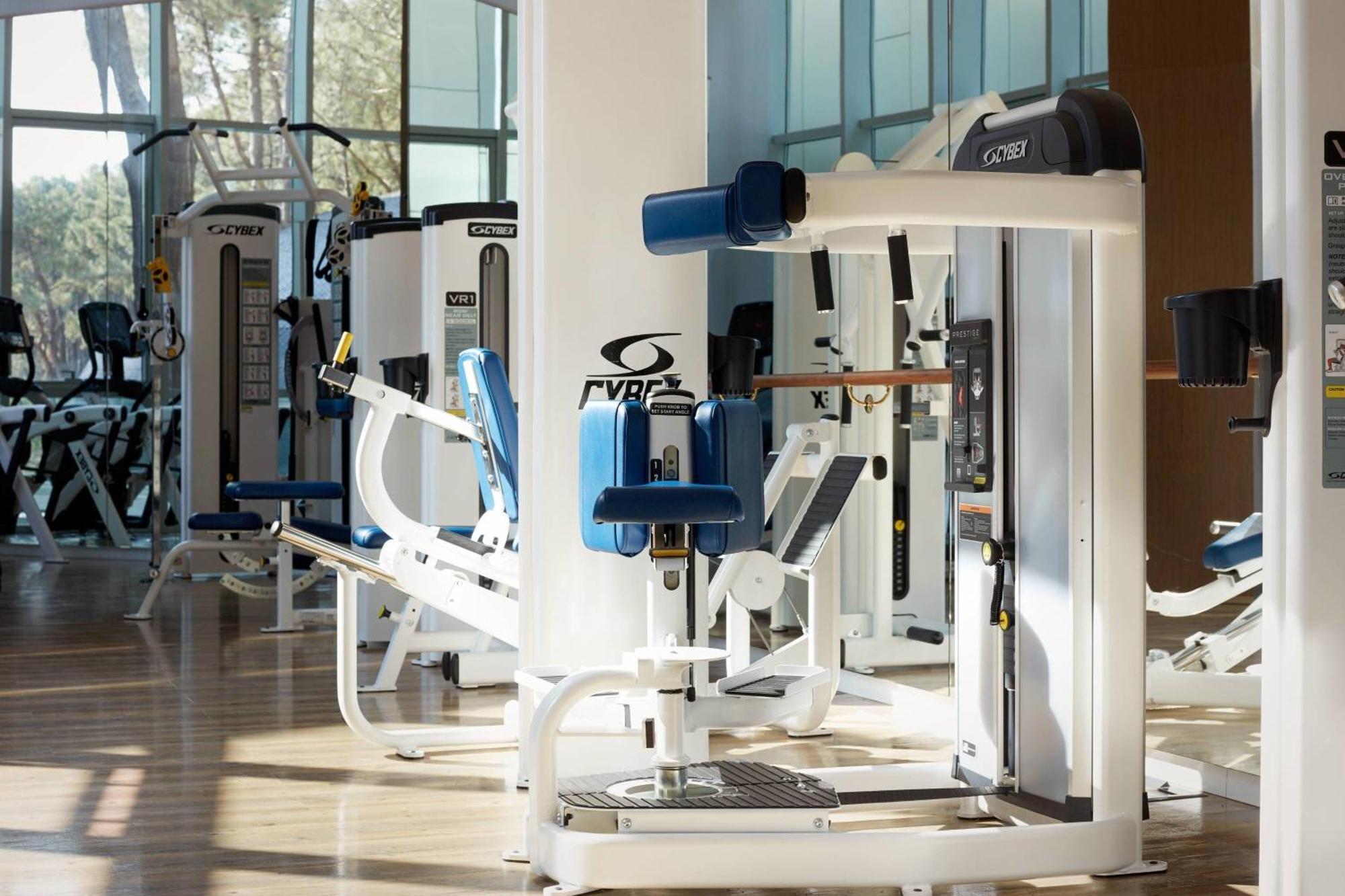 Paragraph Resort & Spa Shekvetili, Autograph Collection Eksteriør bilde A leg press machine